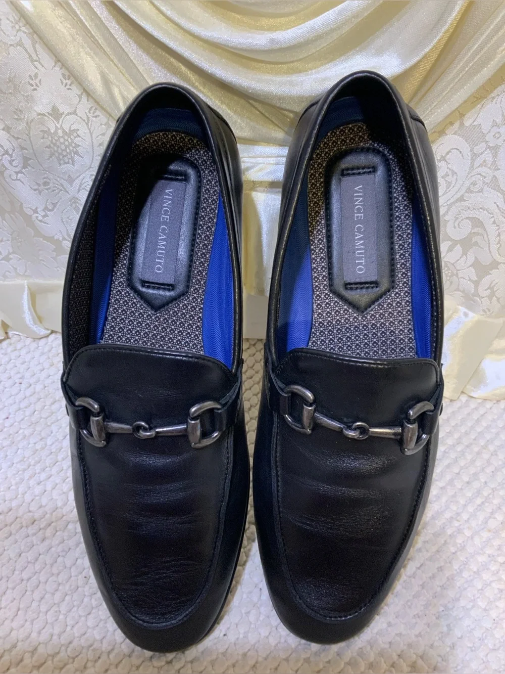 VINCE CAMUTO